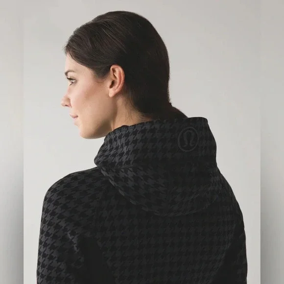Lululemon Scuba Hoodie II Giant Houndstooth Dip Dye Deep Coal Black/Black Size 2 - Picture 5 of 10